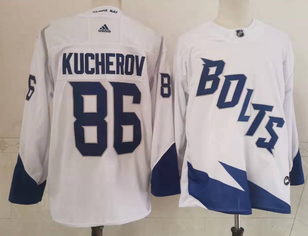 Cheap Men Tampa Bay Lightning 86 Kucherov White New 2022 Adidas NHL Jersey